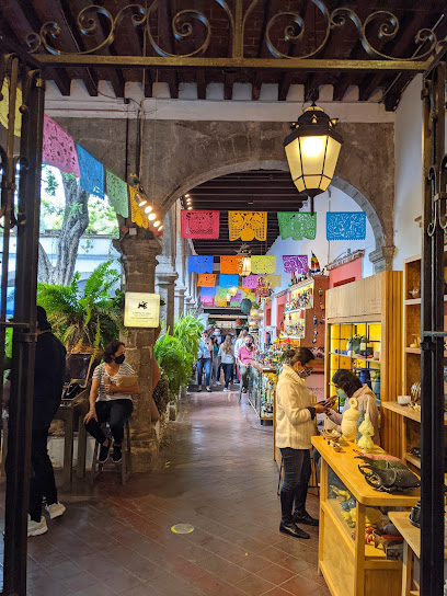 El Bazar Sábado
